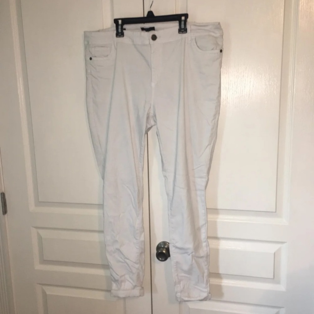 Plus Size White Skinny Jeans